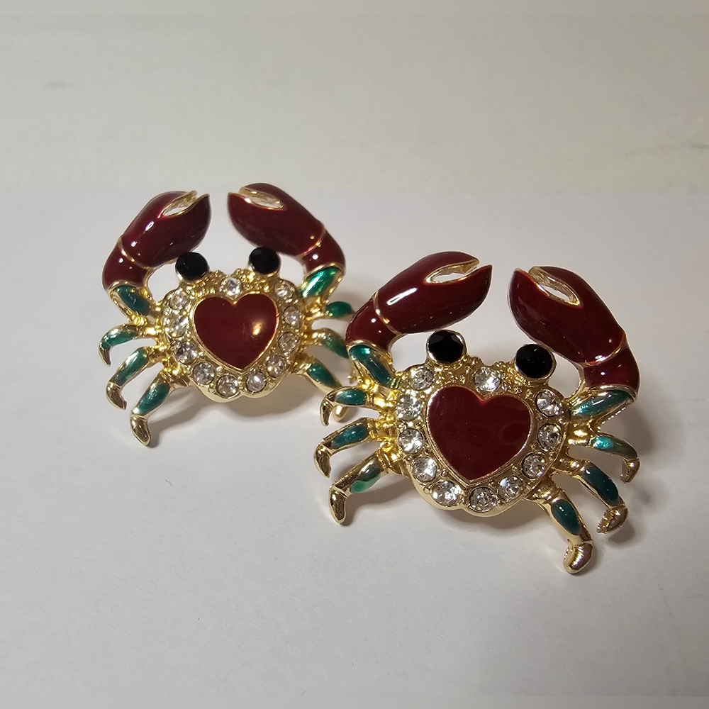 Crab 🦀 Earrings NIP - ONLY PAIR!
